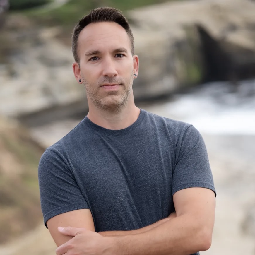On Fire and Under Water_ A Climate Change Crime Fiction Anthology - Curtis Ippolito